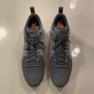 Nike - Internationalist Mid - Two Tone Grey